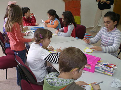 Un total de 60 niños participaron en el Campamento Urbano de  Semana Santa 