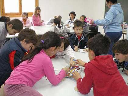 Un total de 60 niños participaron en el Campamento Urbano de Semana Santa 