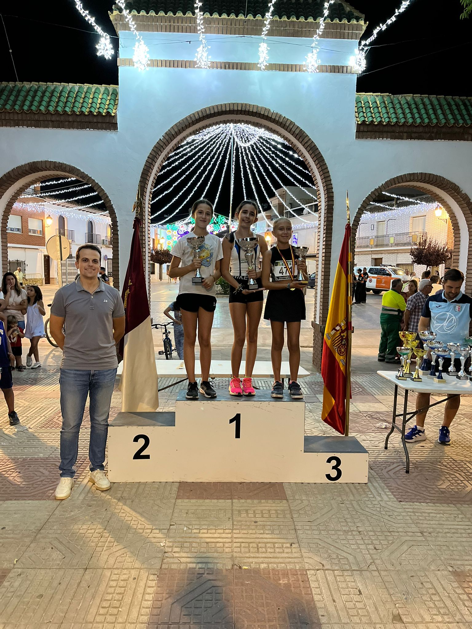 CARRERAS INFANTILES LOS CHARCONES MIGUEL ESTEBAN