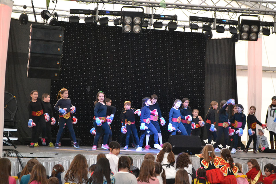 Desfile-infantil-Primer-Premio-Concurso-Baile-Infantil